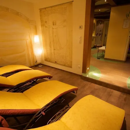 Carla ゲストハウス 3*