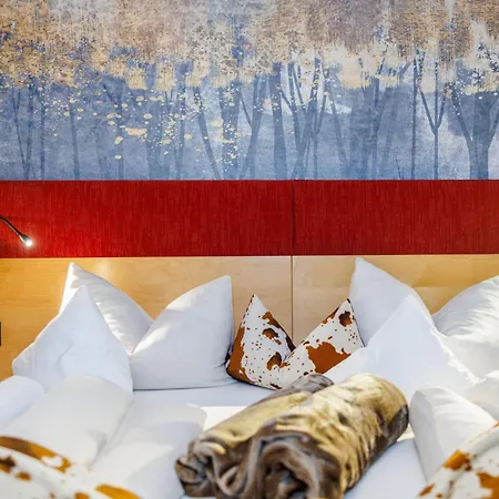 Carla マイヤーホーフェン