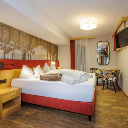 Carla マイヤーホーフェン